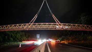 Dépose de la passerelle du Bois des Fourasses